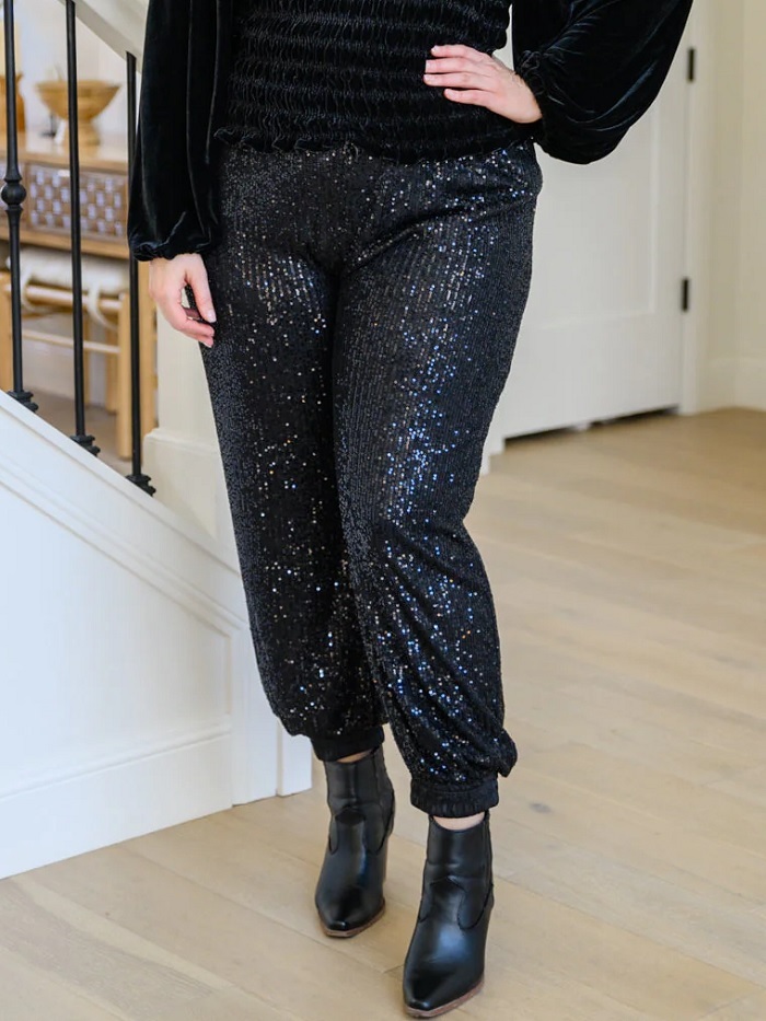 What to wear with Sequin Pants? - TopOfStyle Blog