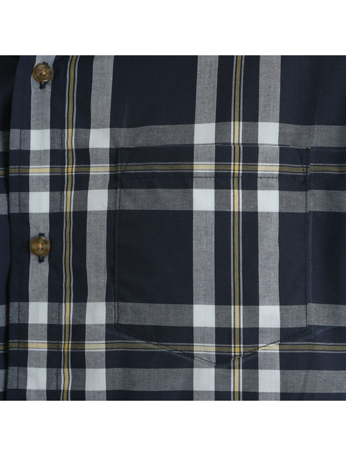 Wrangler Men's Short Sleeve Wrinkle Resistant Plaid Shirt