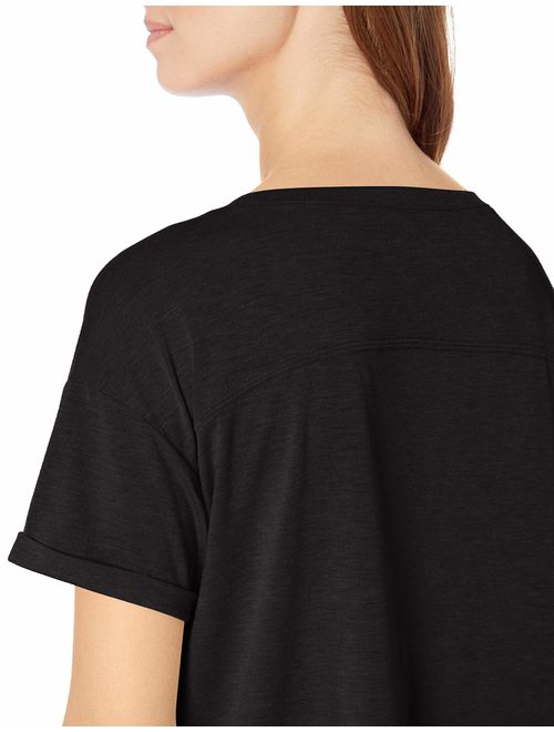Amazon Essentials Women's Studio Relaxed-Fit Crewneck T-Shirt