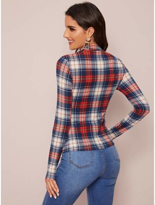 Mock-Neck Form Fitted Plaid Top