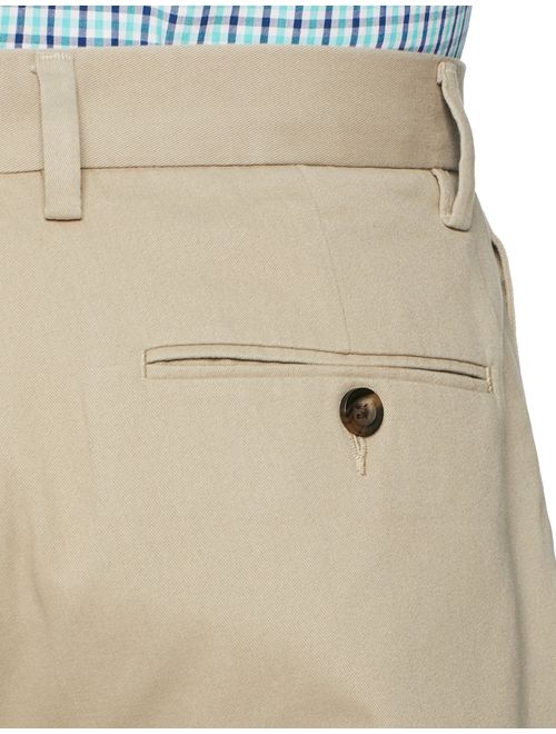 Amazon Essentials Men's Classic-Fit Wrinkle-Resistant Pleated Chino Pant