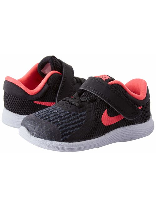 Nike Girls' Revolution 4 (PSV) Running Shoe