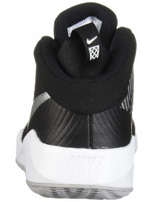 Nike Kids' Team Hustle D 9 (Gs) Sneaker