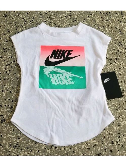 New Nike Kids Girls Graphic T-Shirt & Short Pants Outfit Set Size: 4