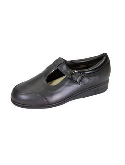 24 HOUR COMFORT Aileen Wide Width Classic Leather Comfort Slip On Shoes with Buckle BLACK 7.5