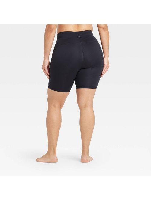 Women's Contour Curvy High-Rise Shorts 7" - All in Motion Black