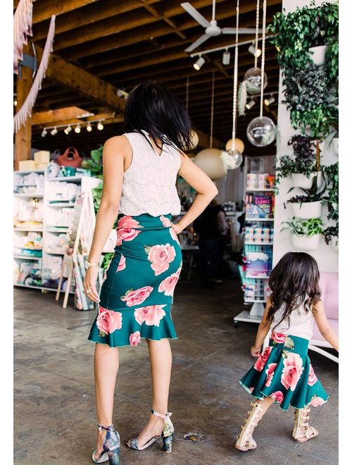 Mommy and Me Dresses Casual Floral Family Outfits Stripe Stitching Skirt Beach Maxi Dresses