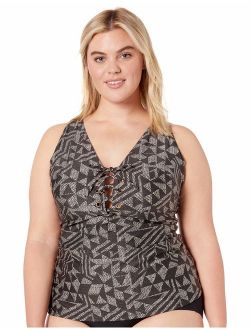 Women's Apparel Women's Plus Size Underwired Tank with Eyelet Detail
