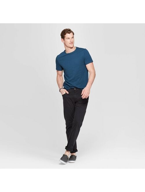 Men's Standard Fit Short Sleeve Lyndale Crew Neck T-Shirt - Goodfellow & Co&#153;