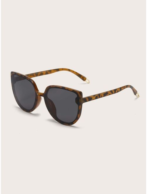 Shein Cat Eye & Tortoiseshell Frame Sunglasses With Case