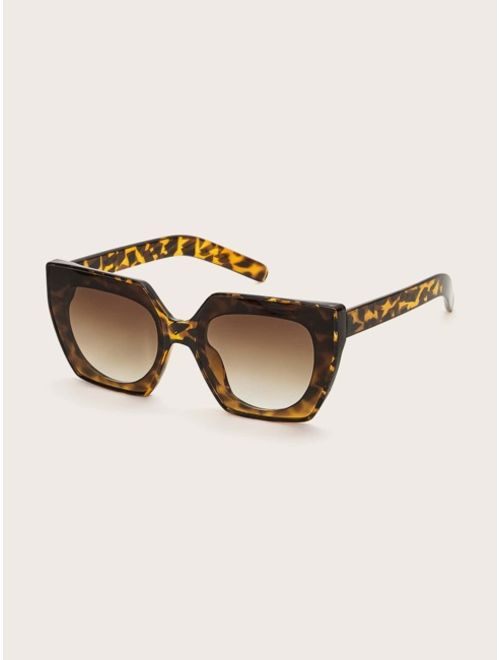 Shein Leopard Frame Sunglasses With Case