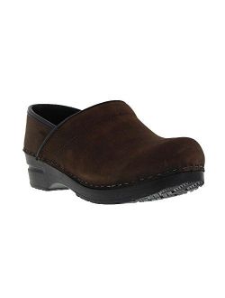 Women's Professional Oil Closed Leather Clog