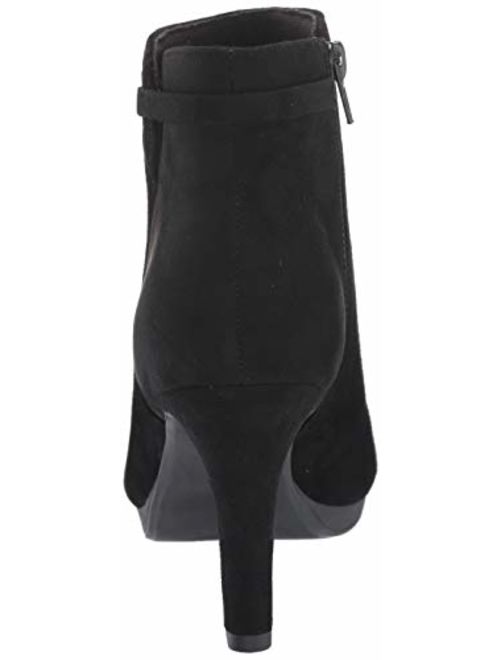 Clarks Women's Adriel Mae Fashion Boot