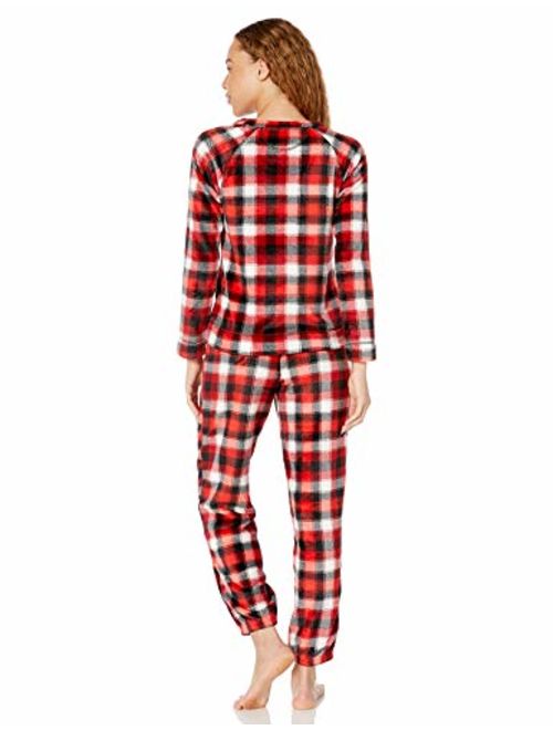 Amazon Brand - Mae Women's Sleepwear Marshmallow Fleece Pullover Top and Jogger Pajama Set