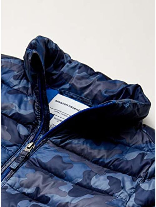 Amazon Essentials Boy's Lightweight Water-Resistant Packable Puffer Jacket