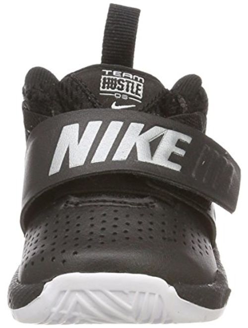 Nike Kids' Team Hustle D 8 (Gs) Sneaker