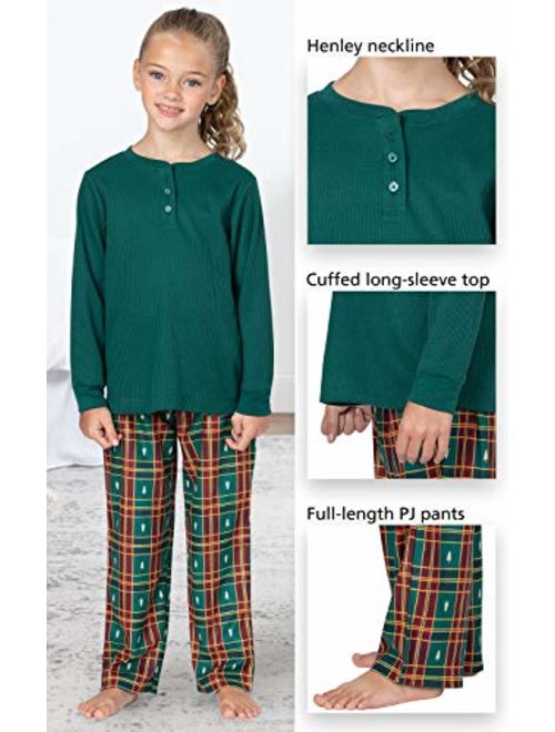 PajamaGram Big Girls' Flannel Classic Plaid Pajamas with Long-Sleeved Top