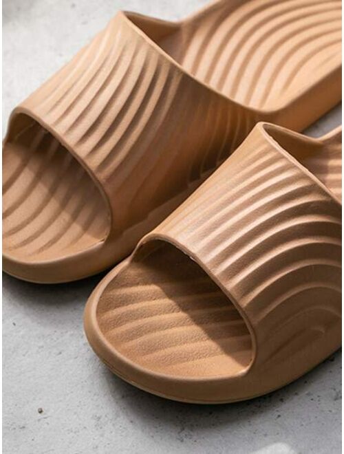 Men Open Toe Textured Slippers