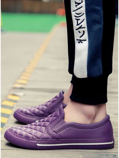 Men Quilted Slip On Sneakers