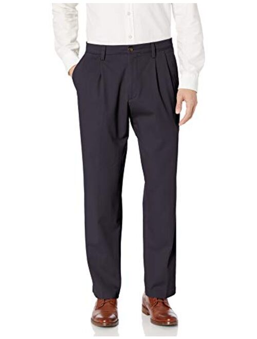 Dockers Men's Classic Fit Pleated Khaki Pants