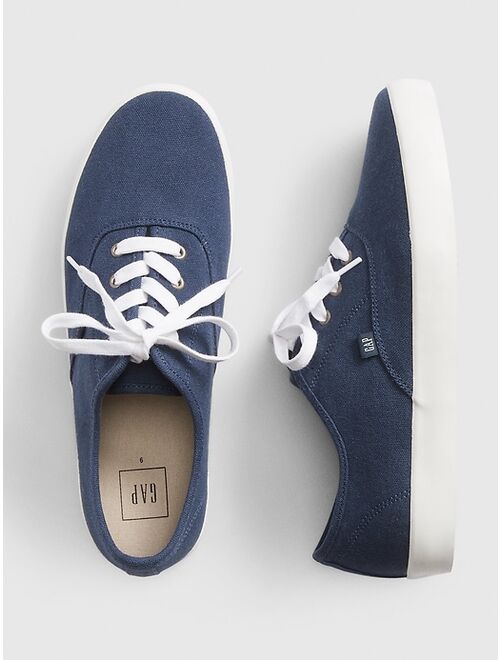 GAP Lace Up Sneakers