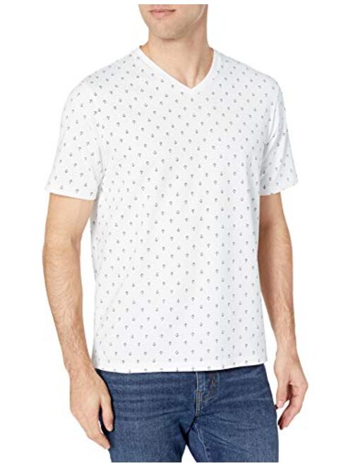 Amazon Essentials Men's 2-Pack Loose-Fit Short-Sleeve V-Neck T-Shirt