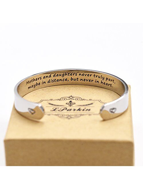 Mothers and Daughters Maybe in Distance But Never Truly Part But Never in Heart Bracelet