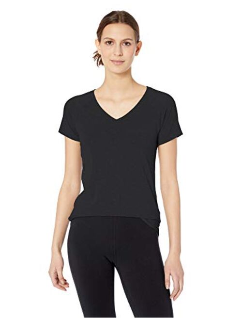 Amazon Essentials Women's Studio Short-Sleeve Lightweight V-Neck T-Shirt