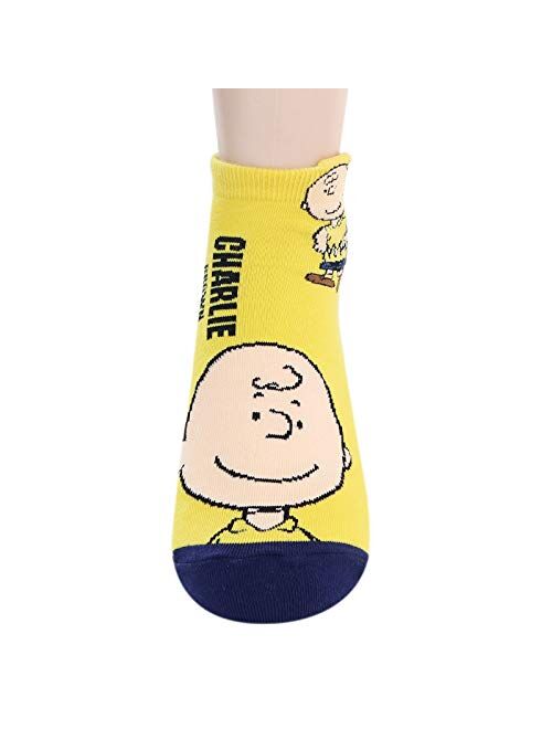 The Peanuts Snoopy Women and teen girls Licensed Socks Collection Socksense