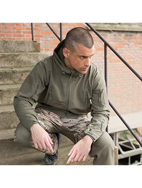 FREE SOLDIER Men's Fleece Lined Softshell Jacket Water Resistant Tactical Jacket