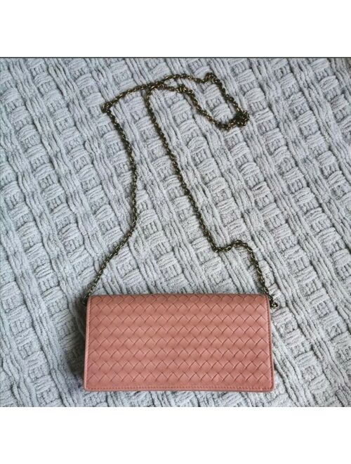 Authentic BOTTEGA VENETA Intrecciato crossbody bag /wallet on chain BLUSH NWT