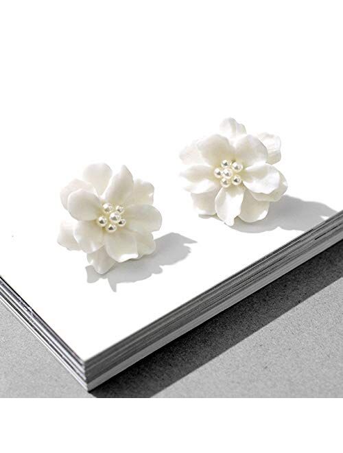 Elegant Resin White Flower Stud Earrings Women Tiny Pearls Floral Earrings Studs Earrings