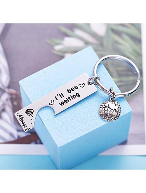 LParkin I'll Be Back I'll Be Waiting Puzzle Keychain Long Distance Relationships Gifts Couples Love Friendship Boyfriends