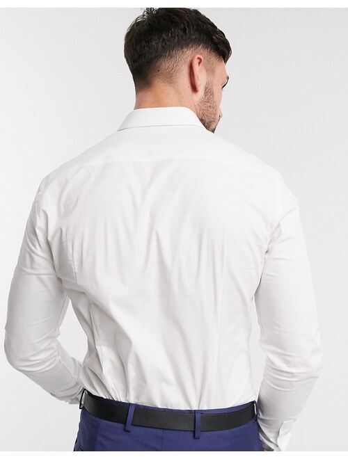 New Look long sleeve muscle fit poplin shirt in white
