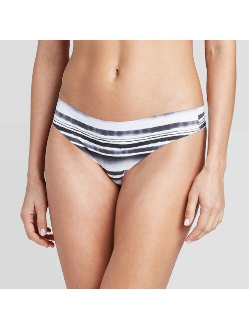 Women's Laser Cut Thong - Auden