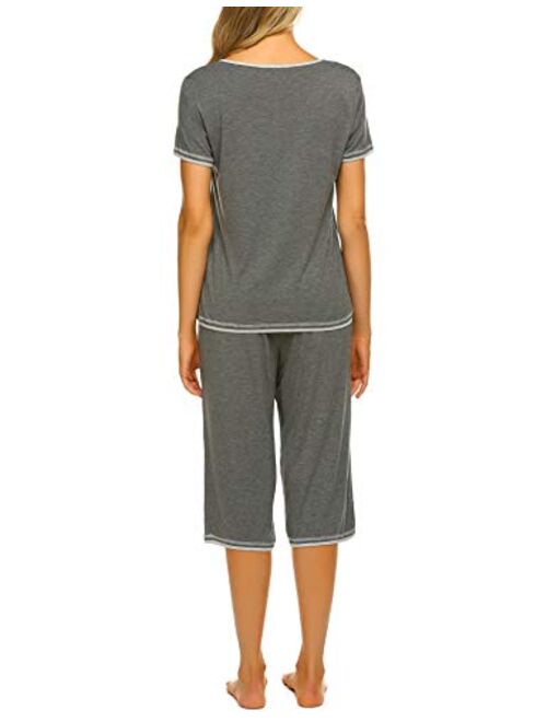 Ekouaer Womens Pajama Sets Sleepwear Short Sleeve Classic Tops with Capri Pjs Set