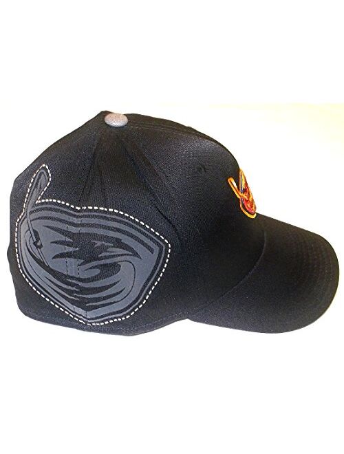 Reebok Atlanta Thrashers NHL Black Pro Shape Structured Flex fit Hat Cap L/XL - TS74Z