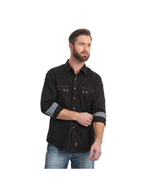 Wrangler Men's Retro Two Pocket Long Sleeve Snap Shirt