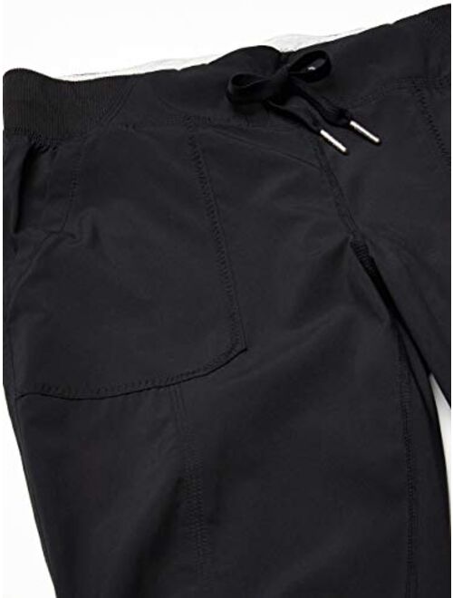 Calvin Klein Women's Premium Performance Rib Cuffed Capri Pant (Standard and Plus)