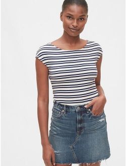 Women's Short Sleeve Modern Boatneck Striped T-Shirt