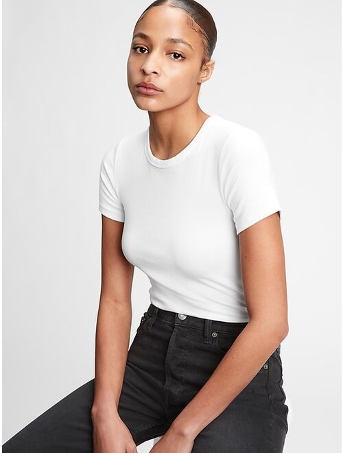 GAP Women's Solid Short sleeves Modern Crewneck T-Shirt
