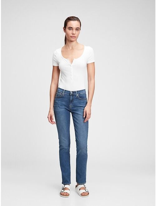 GAP Mid Rise Classic Straight Jeans With Washwell™