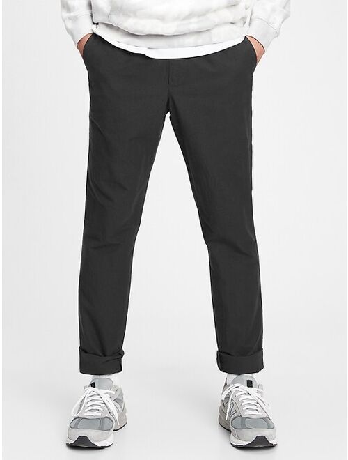 GapFlex Slim Taper Linen Pull-On Pants With E-Waist