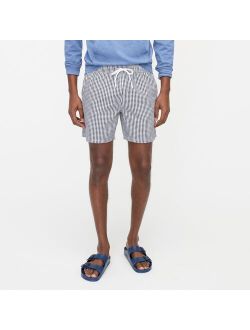 6" swim trunk in gingham seersucker