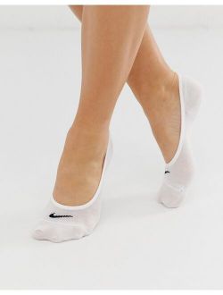 Training everyday lightweight footsie socks in white