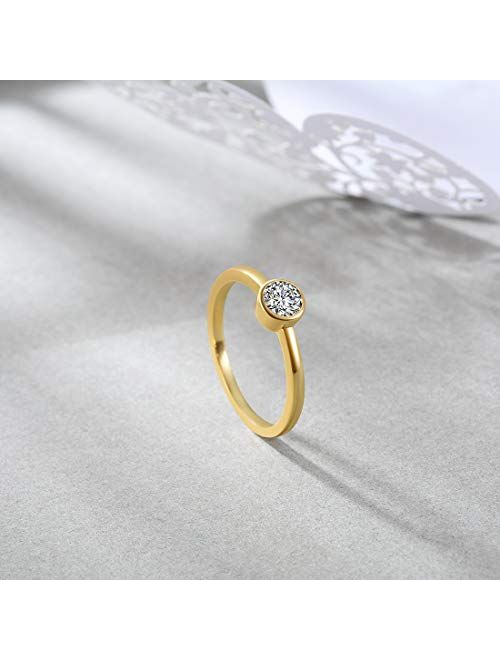 E 18K Gold Plated Shell Pearl Rings for Women, 5 PCS Womens Stackable Birthstone Ring Set, CZ Gemstones Cubic Zircon Rings