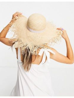 straw raw edge floppy hat with size adjuster in natural