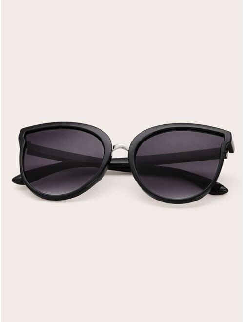 Shein Cat Eye Flat Lens Sunglasses With Case