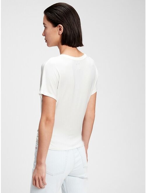 GAP Wrap Short Sleeve Crew Neck T-Shirt