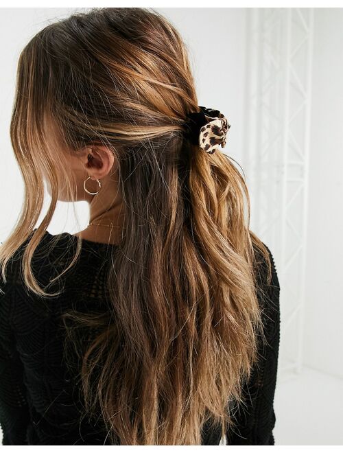 Asos Design hair claw with bow detail in leopard